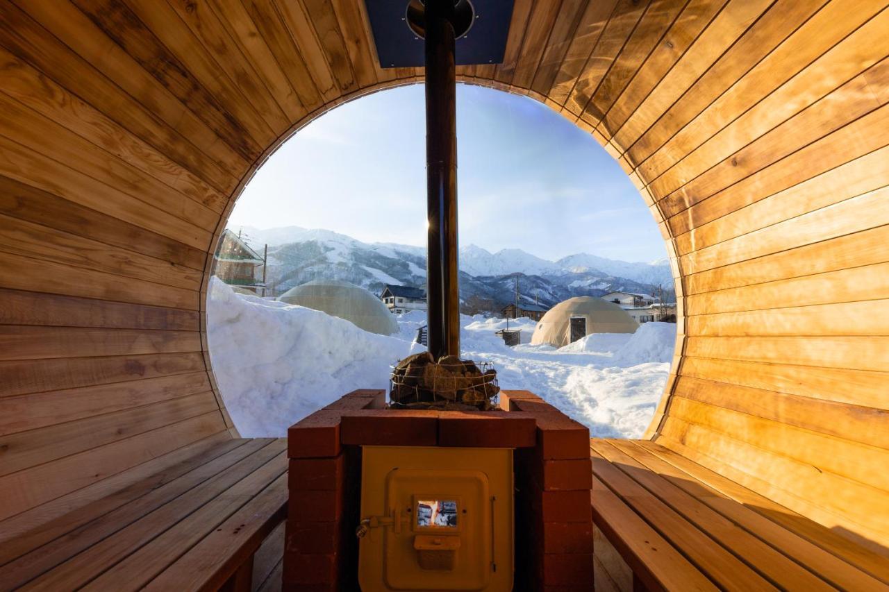 From P Hotell Hakuba Exteriör bild